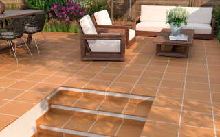 Укладка плитки на террасе. Пошаговая инструкция