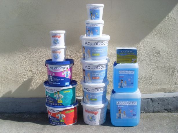 Химия для очистки воды в бассейне