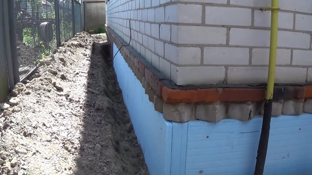 Утепление фундамента эппс