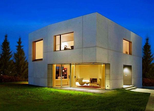 Фото домов построенных из бетонных панелей. 