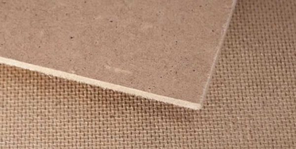 Тип формования легко отличить по тыльной стороне плиты