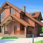 Свесы кровли превращаются в навесы