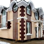 Это фото дома из кирпича в стиле модерн можно считать пособием по стилю...