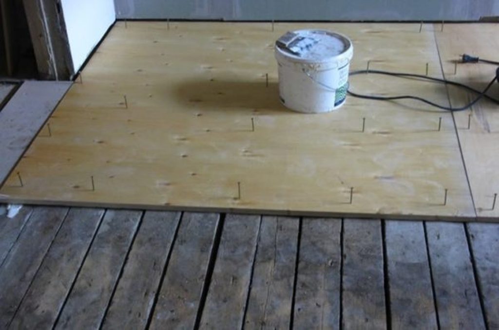 Фанера на деревянный пол