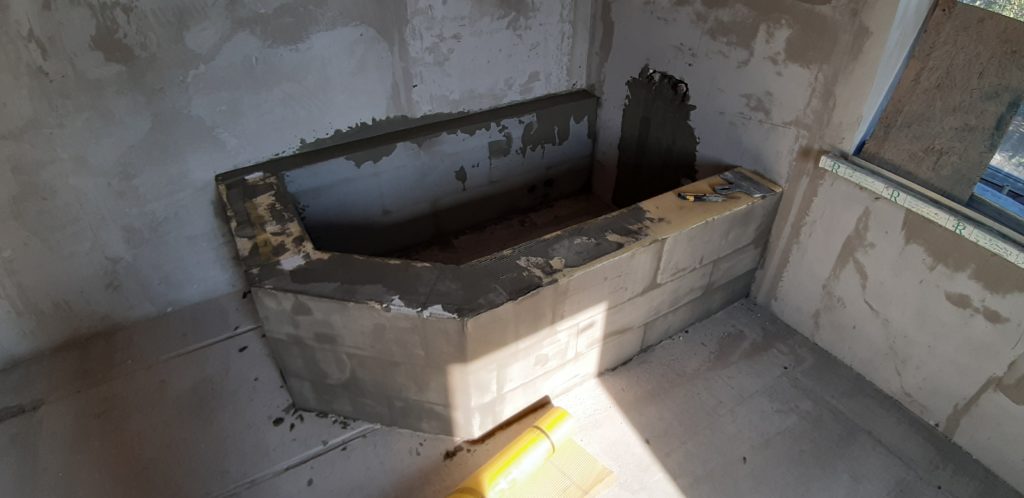 Ванна из газоблока